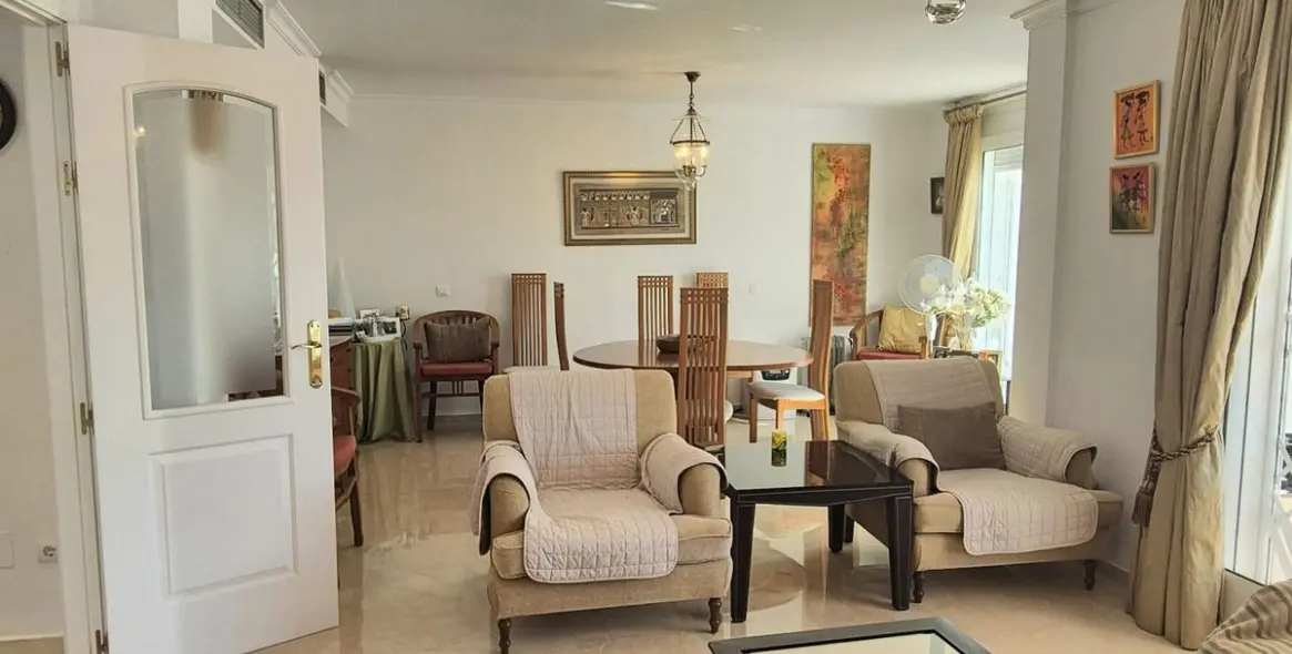 Sale of semi-detached house in Alhaurin Golf 5