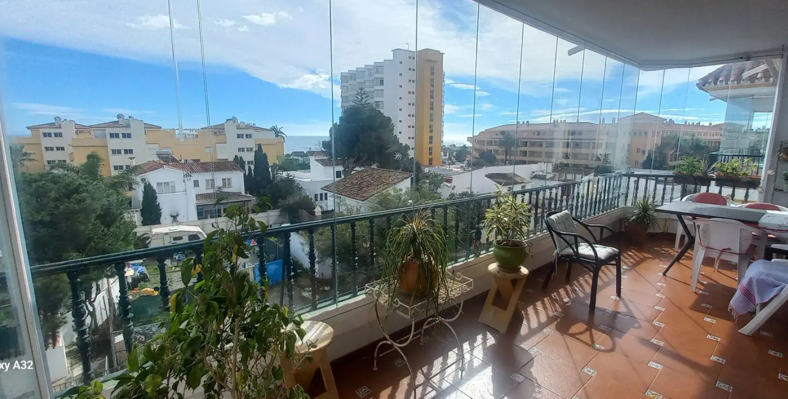 Sale of middle floor apartment in La Cala de Mijas 1
