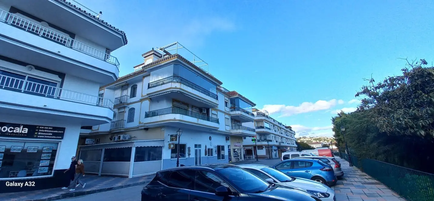 Sale of middle floor apartment in La Cala de Mijas 1