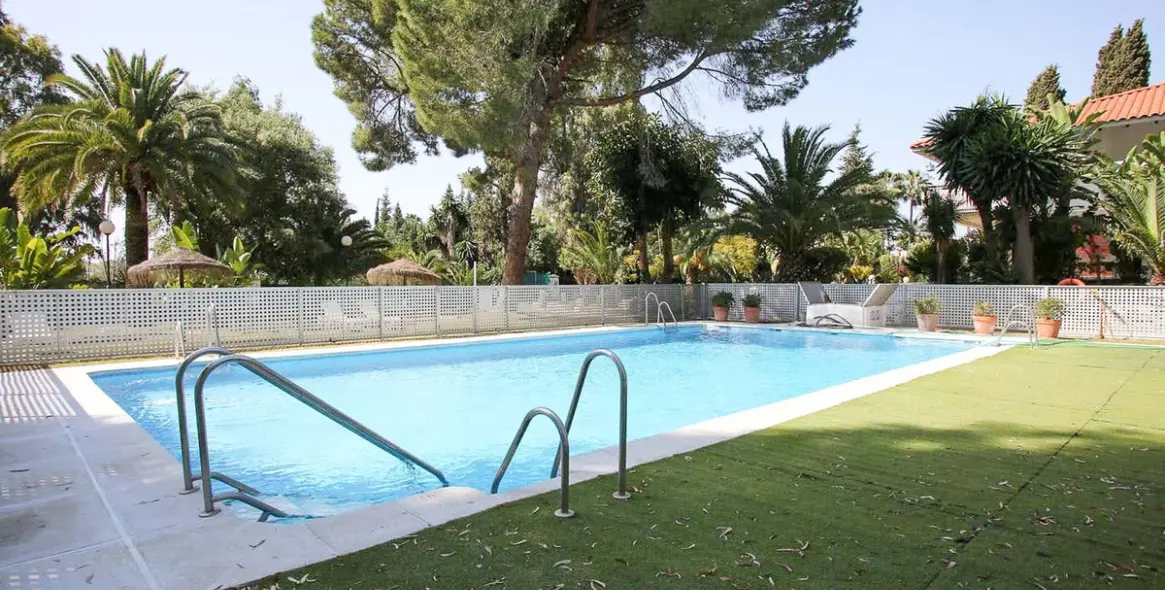 Sale of middle floor apartment in Marbella 8