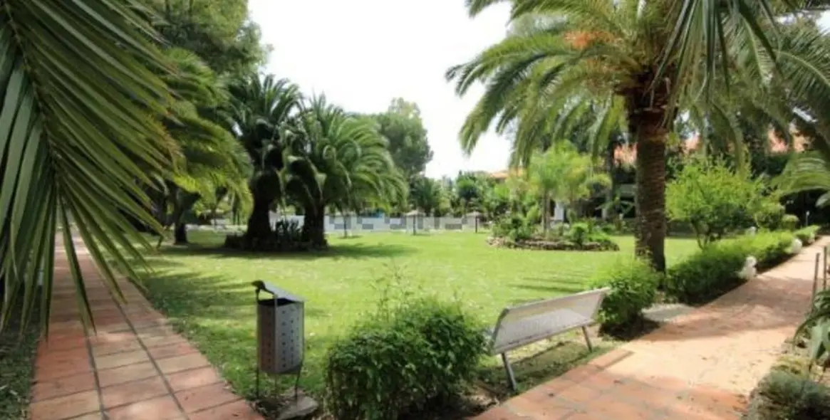 Venta de apartamento en planta media en Marbella 19