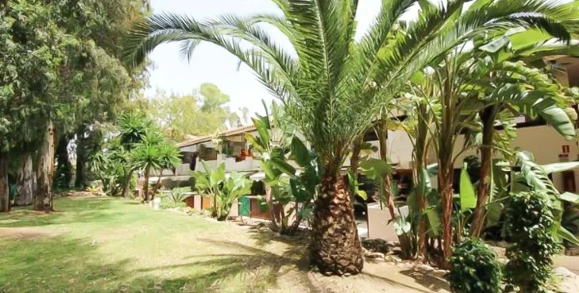 Venta de apartamento en planta media en Marbella 21