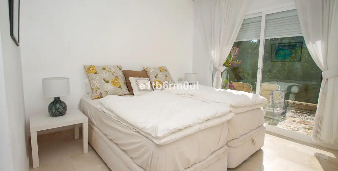 Venta de adosado en Istán 14