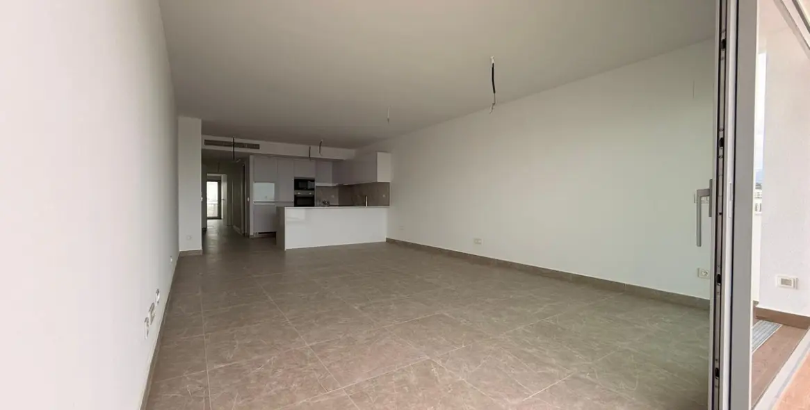 Sale of middle floor apartment in Estepona 20