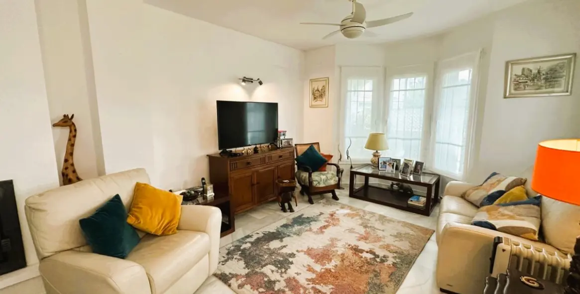 Продажа апартаментов на первом этаже в Nueva Andalucía 1