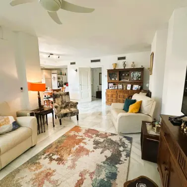 Продажа апартаментов на первом этаже в Nueva Andalucía