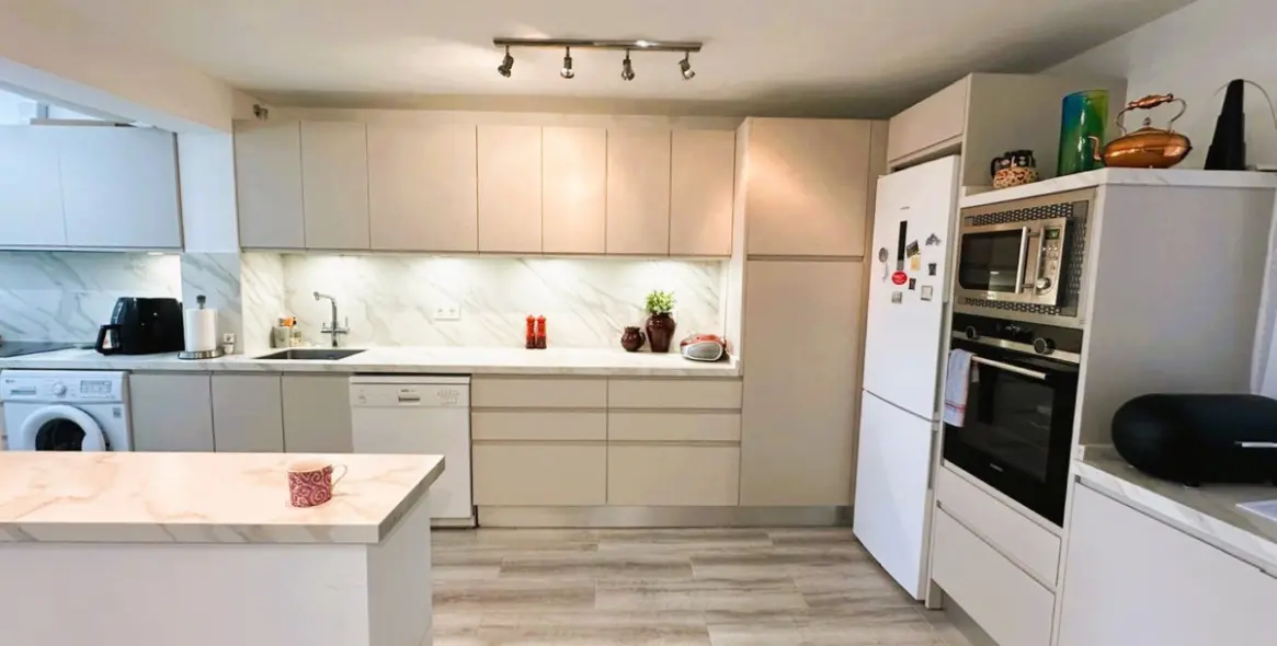 Продажа апартаментов на первом этаже в Nueva Andalucía 4