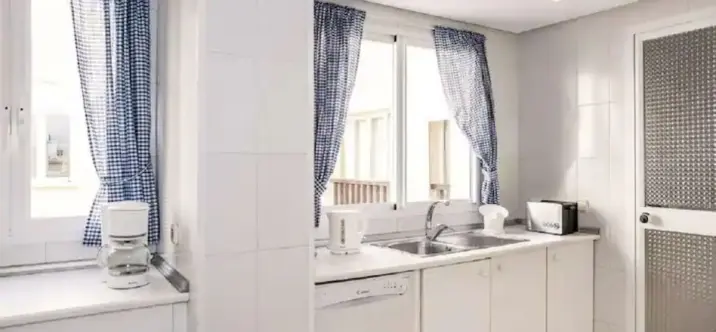 Продажа апартаментов на среднем этаже в Benalmadena Costa 0