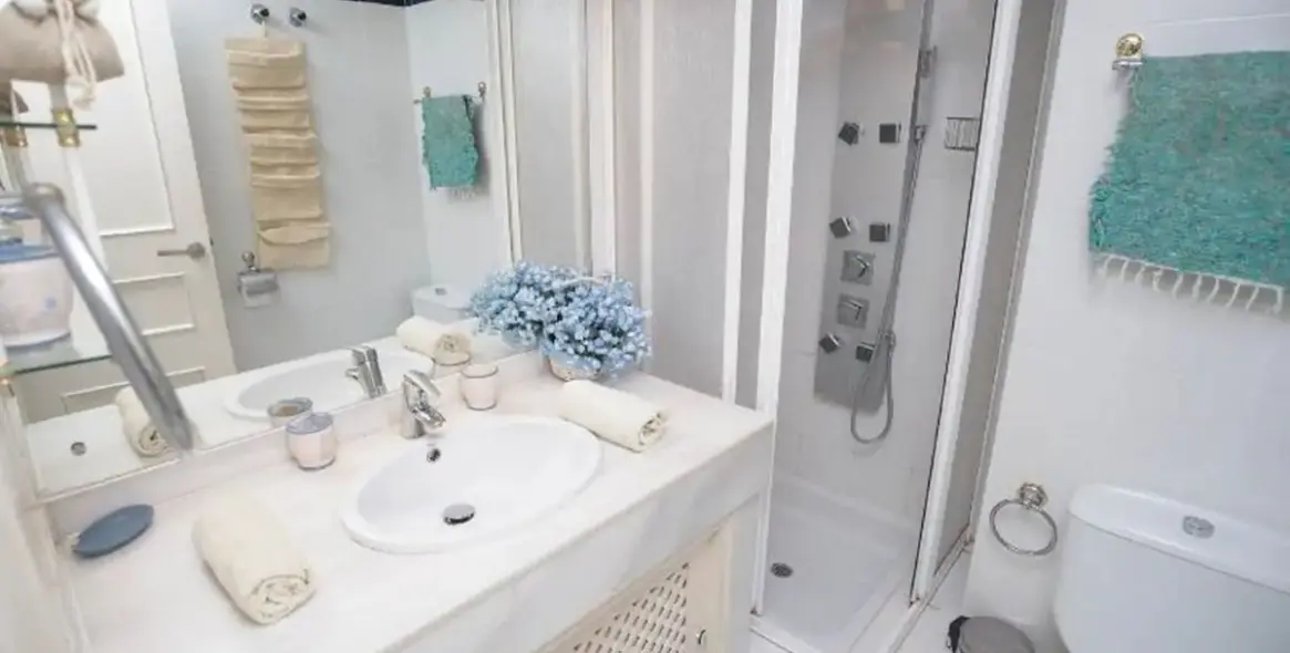 Продажа апартаментов на среднем этаже в Benalmadena Costa 14