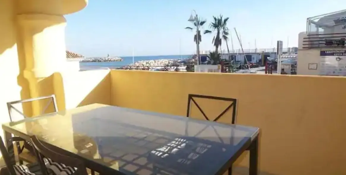 Продажа апартаментов на среднем этаже в Benalmadena Costa 16