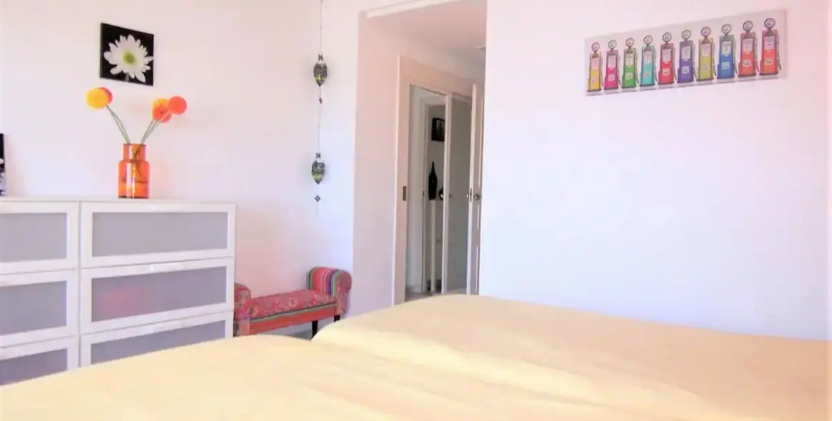 Продажа апартаментов на среднем этаже в Benalmadena Costa 18