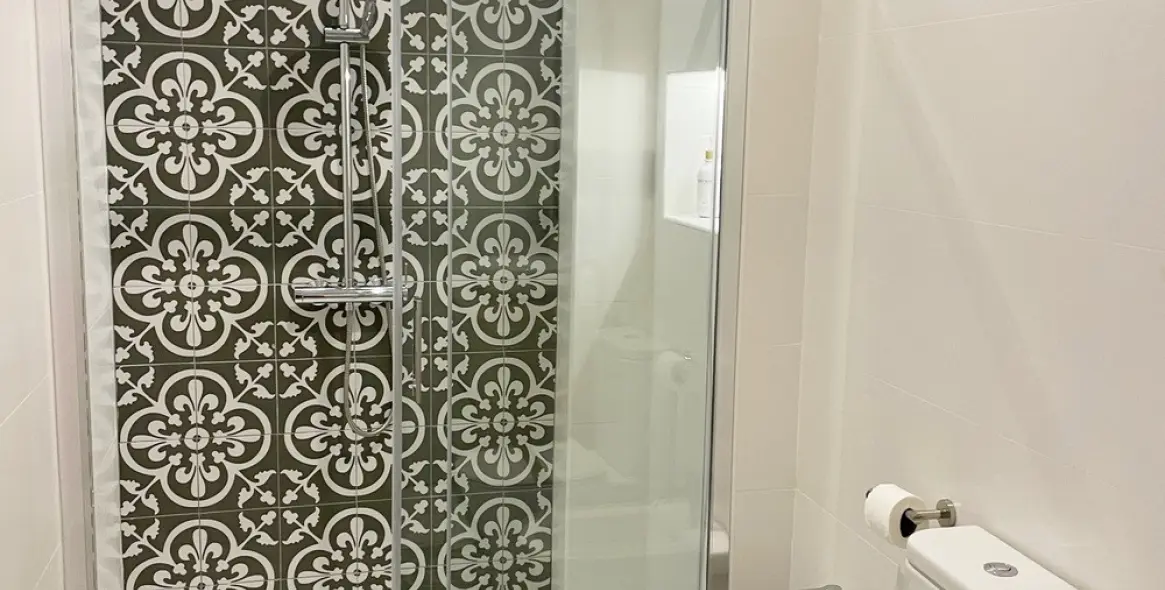 Продажа апартаментов на среднем этаже в Centro Histórico 12