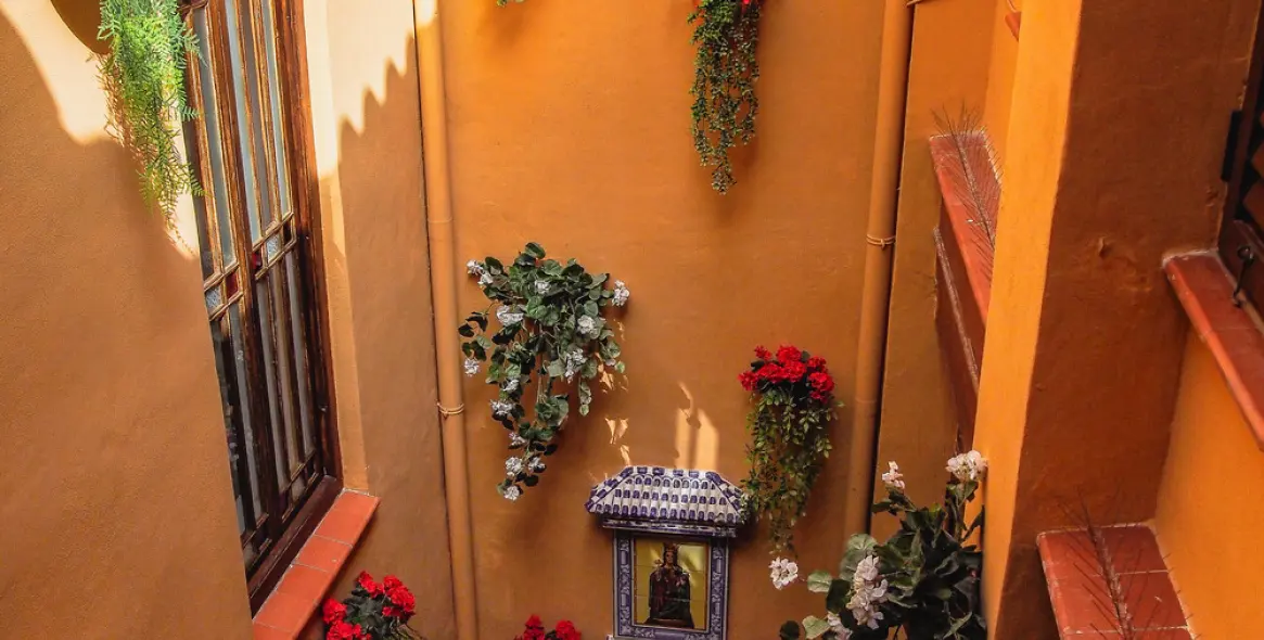 Продажа апартаментов на среднем этаже в Centro Histórico 17