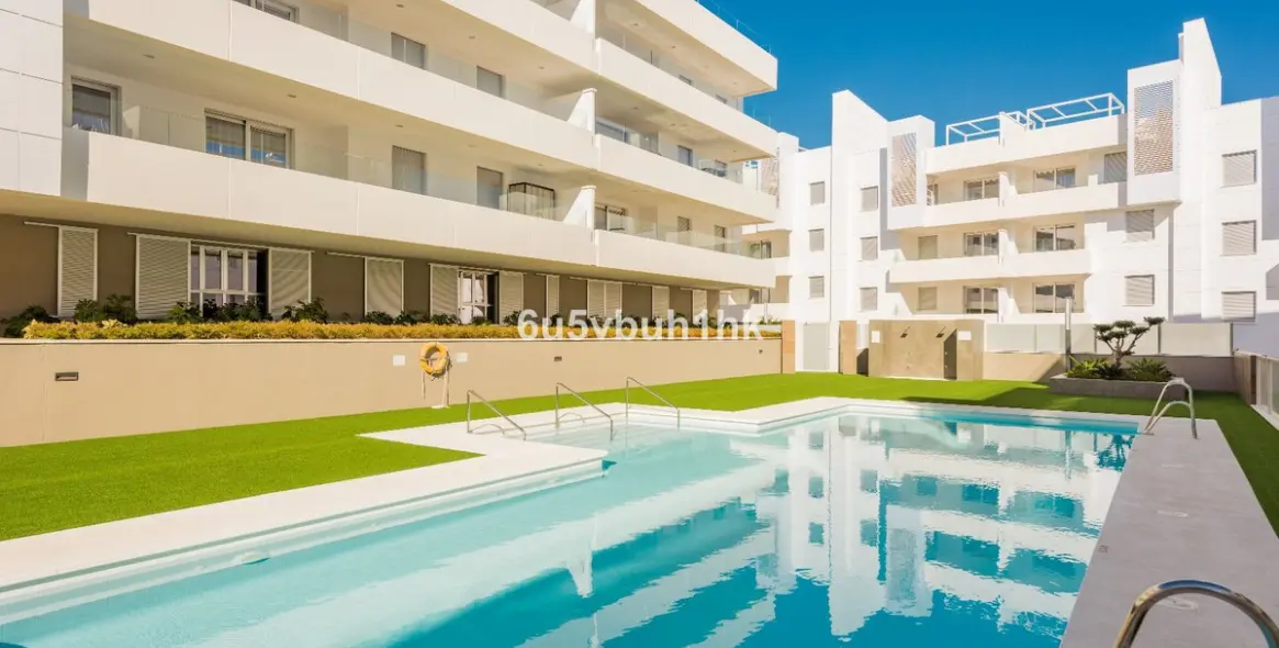 Sale of penthouse duplex in San Pedro de Alcántara 2