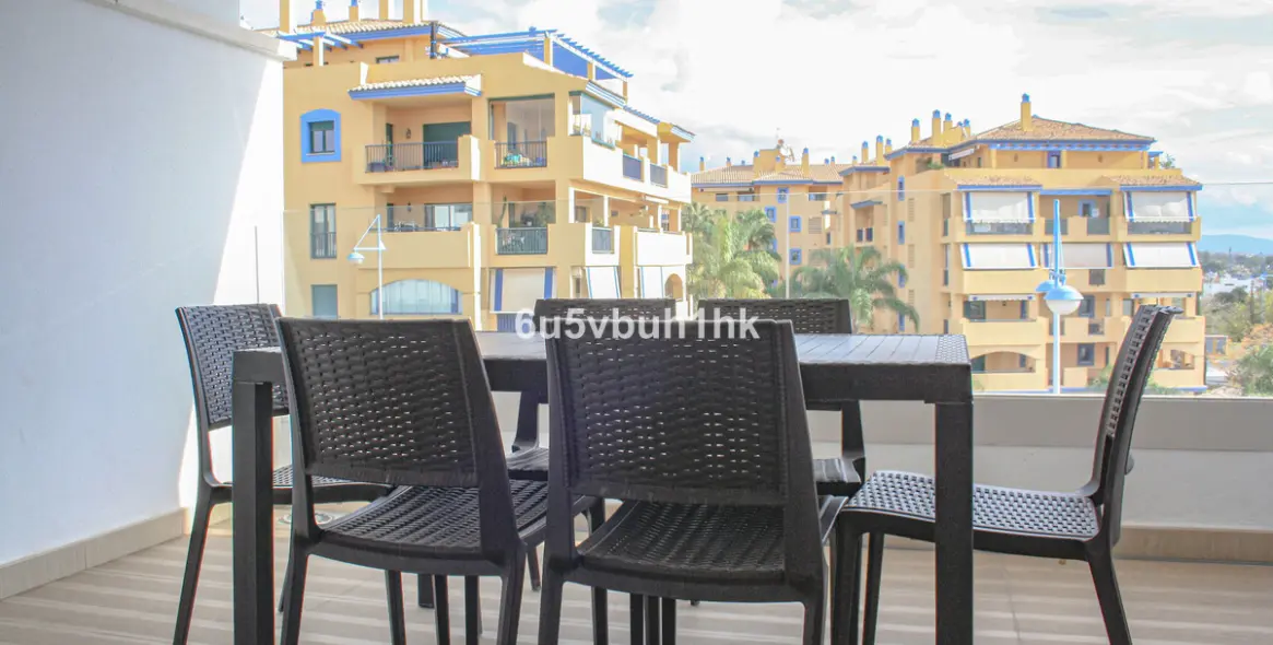 Sale of penthouse duplex in San Pedro de Alcántara 17