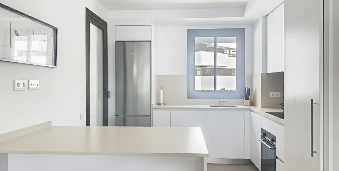 Sale of penthouse duplex in Estepona 6