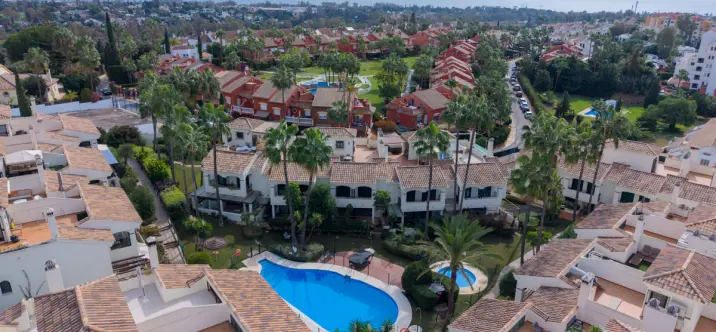 Продажа таунхауса в Estepona 0