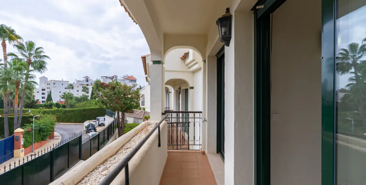 Продажа таунхауса в Estepona 3