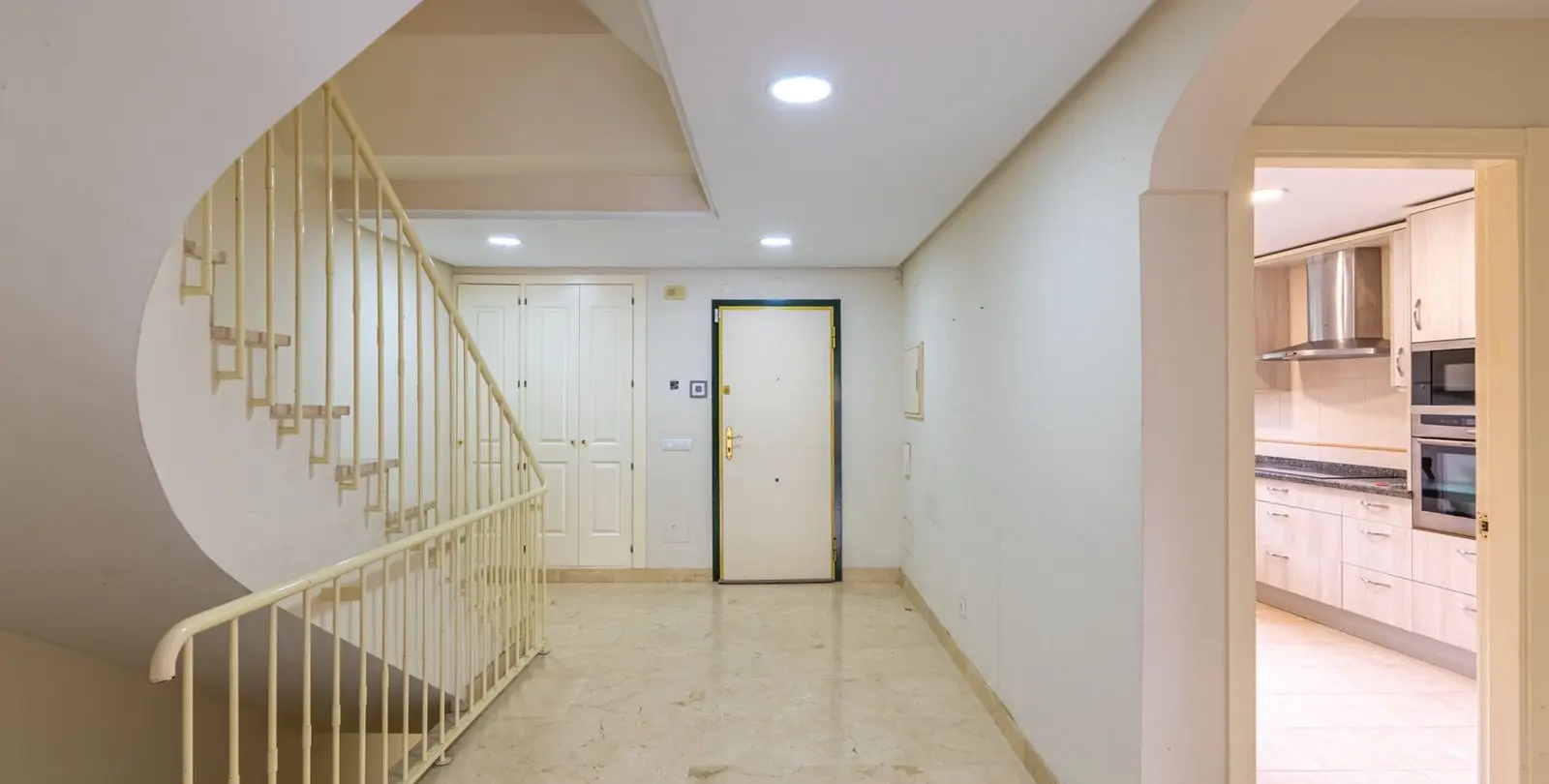 Продажа таунхауса в Estepona 5