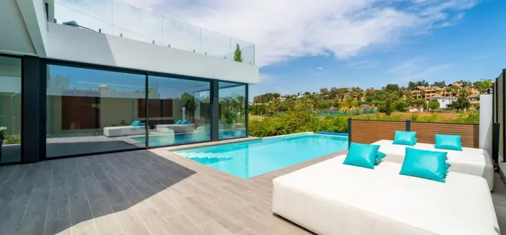 Продажа  отдельно стоящей виллы в Atalaya 1