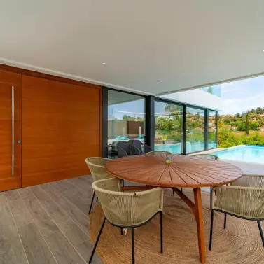 Продажа  отдельно стоящей виллы в Atalaya