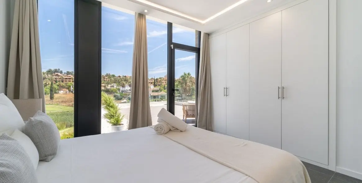 Продажа  отдельно стоящей виллы в Atalaya 17