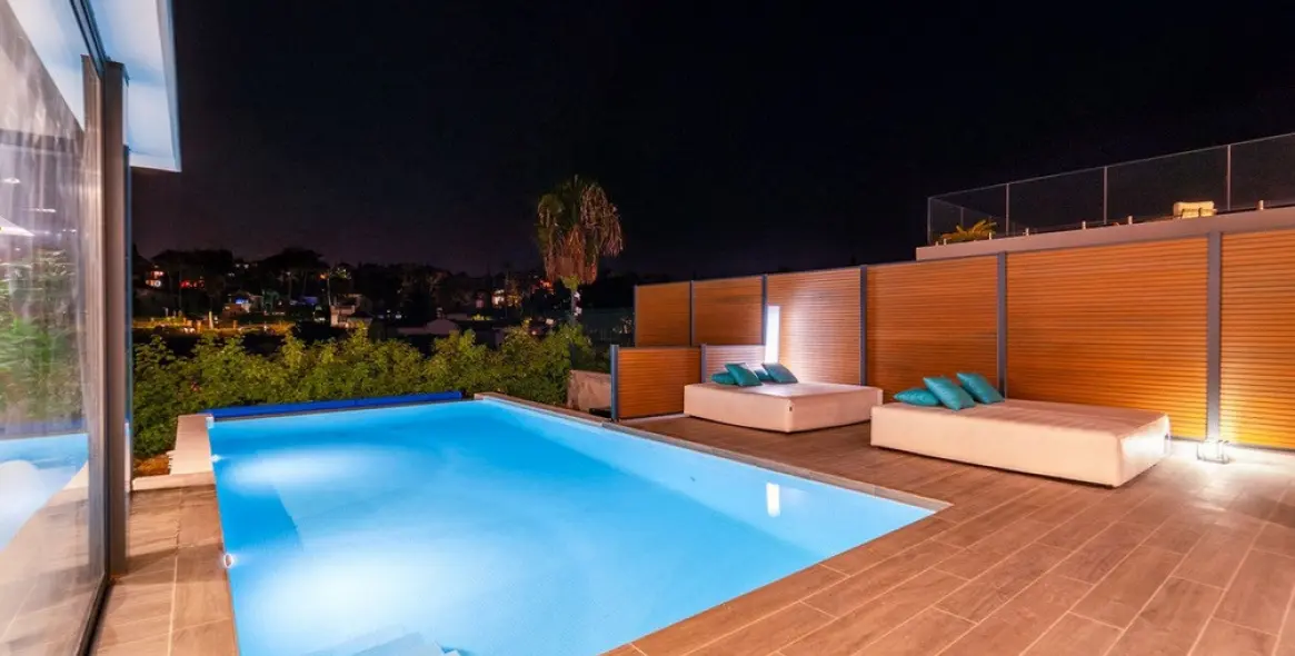 Продажа  отдельно стоящей виллы в Atalaya 24