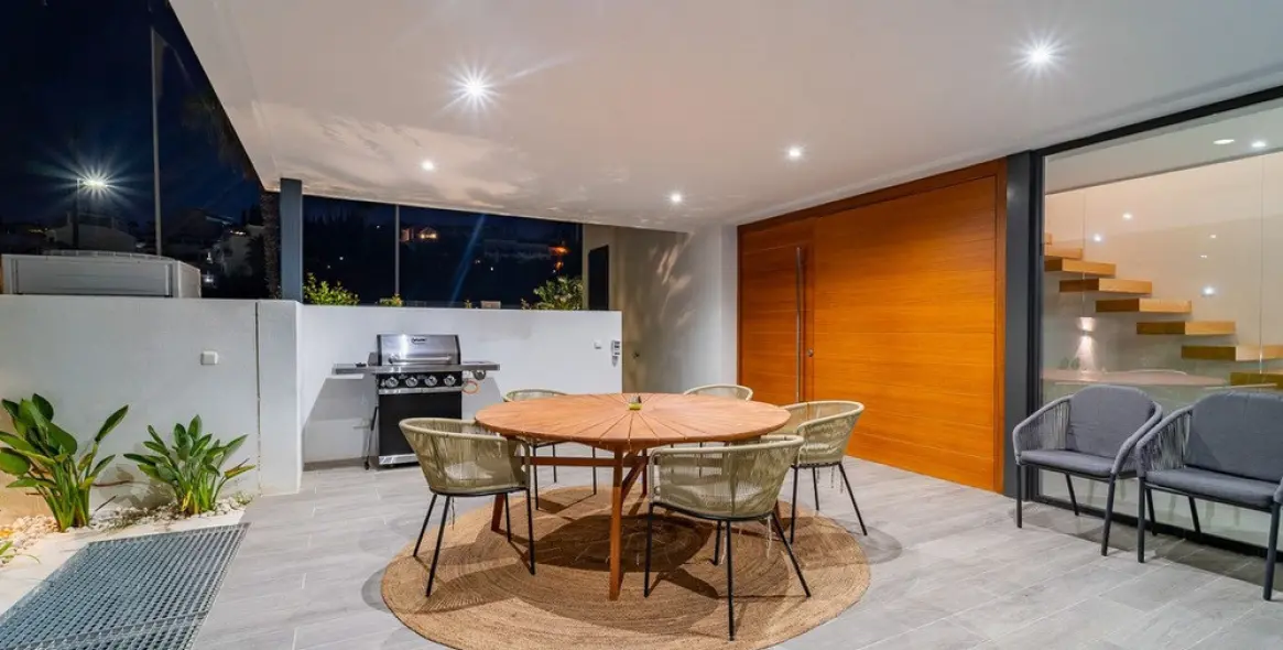 Продажа  отдельно стоящей виллы в Atalaya 25