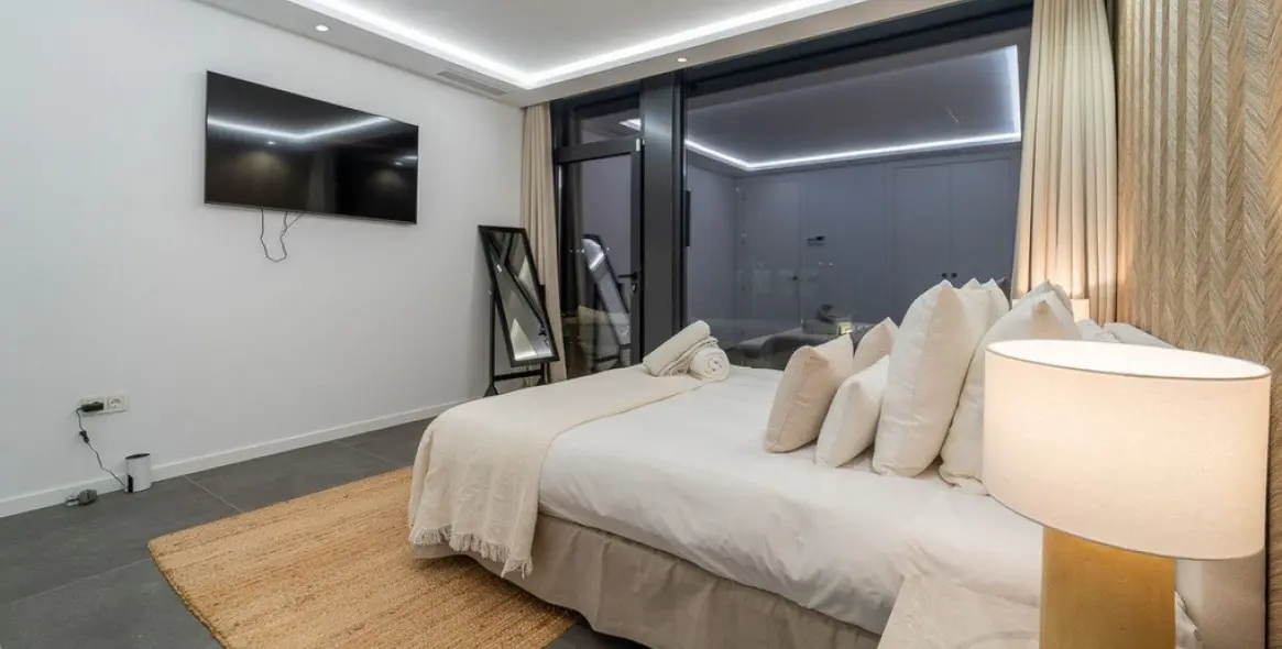 Продажа  отдельно стоящей виллы в Atalaya 28