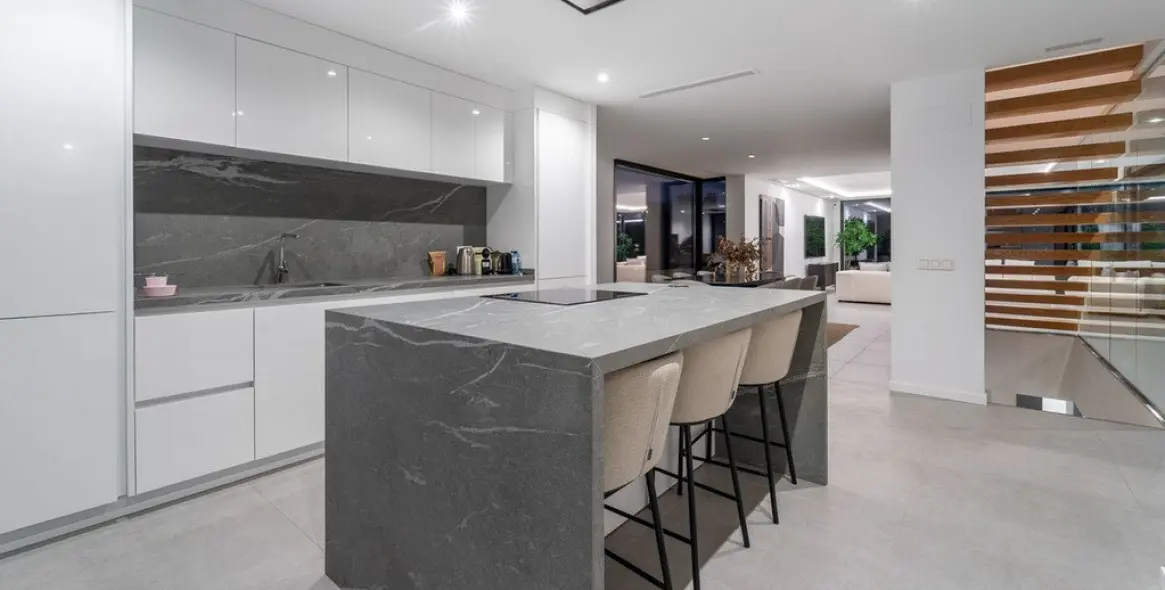 Продажа  отдельно стоящей виллы в Atalaya 30