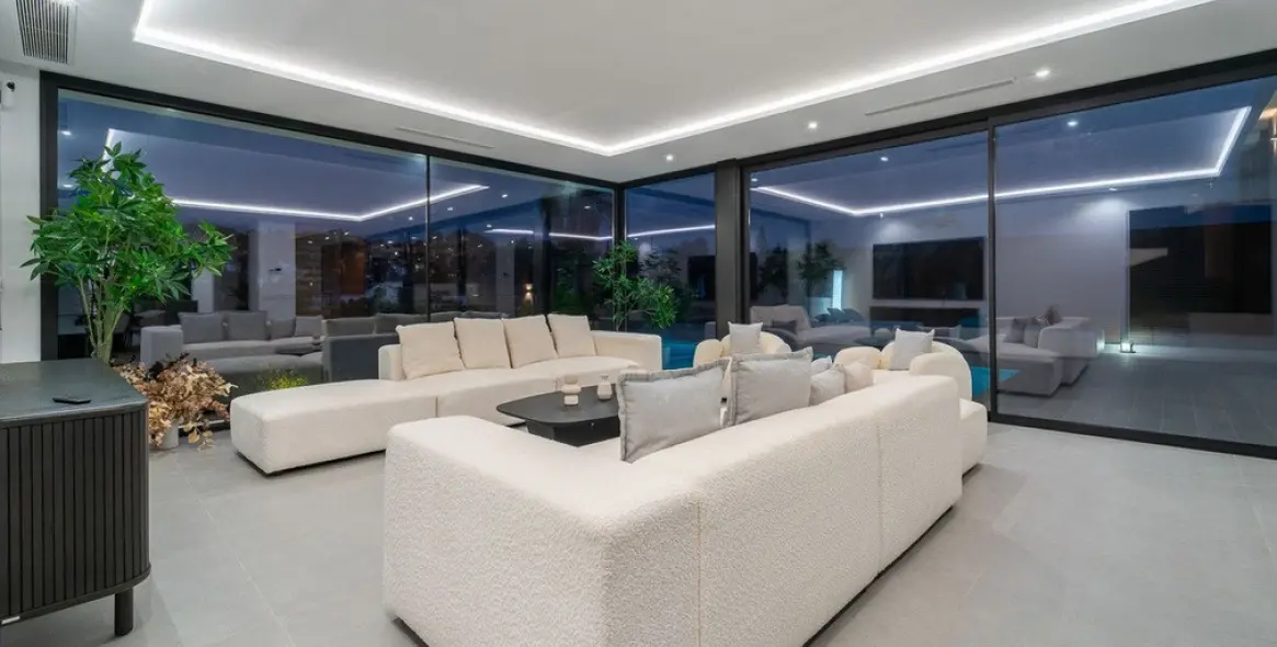 Продажа  отдельно стоящей виллы в Atalaya 33