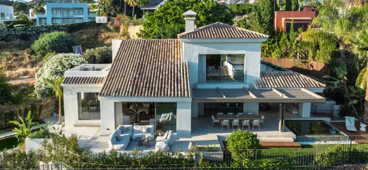 Venta de villa independiente en Nueva Andalucía 3
