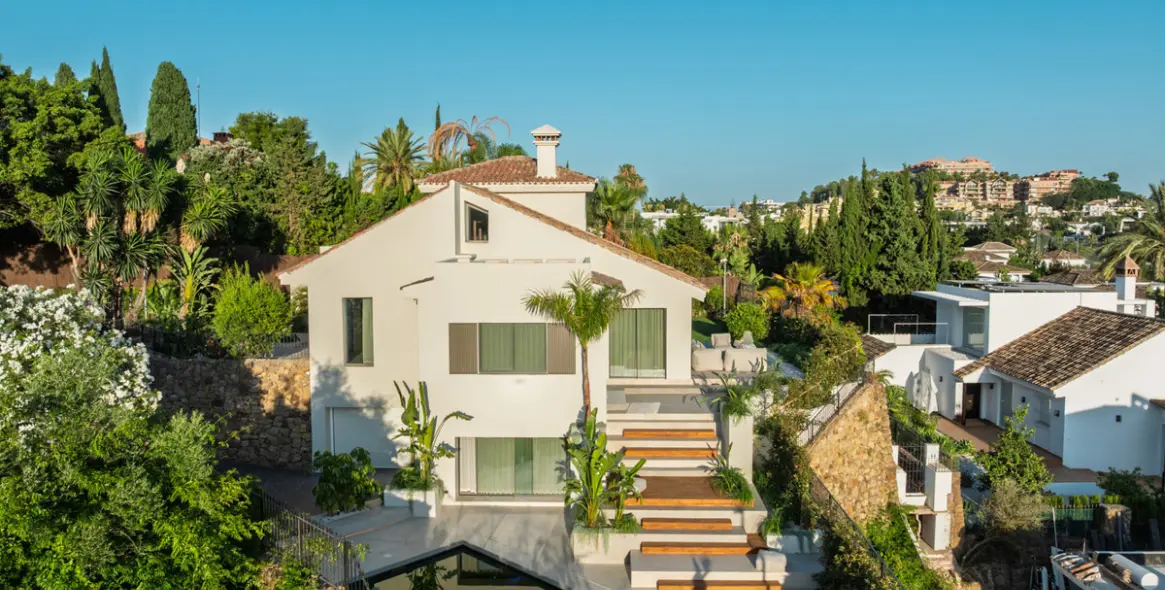 Sale of detached villa in Nueva Andalucía 57
