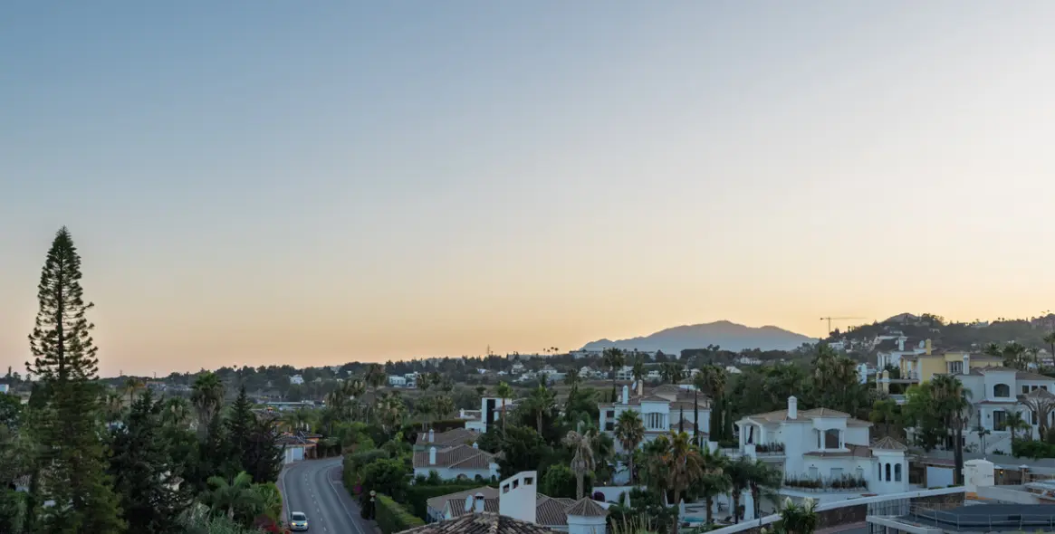 Sale of detached villa in Nueva Andalucía 58