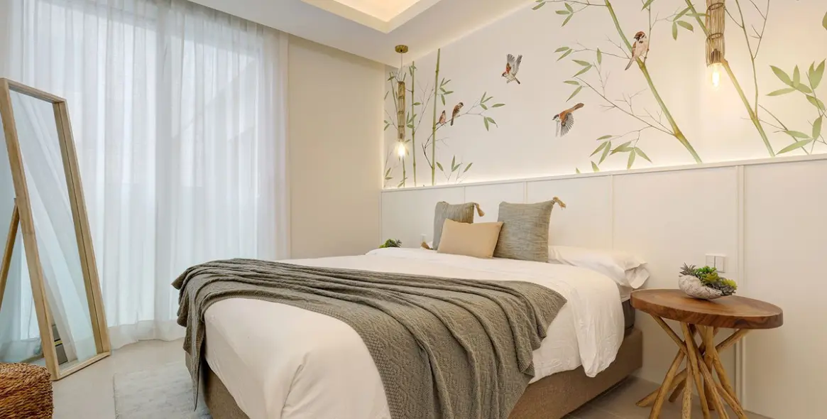 Venta de apartamento en planta media en Estepona 3