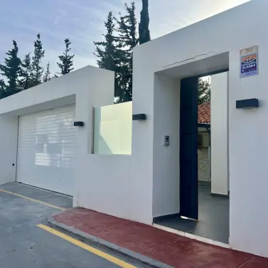 Продажа  отдельно стоящей виллы в Nueva Andalucía