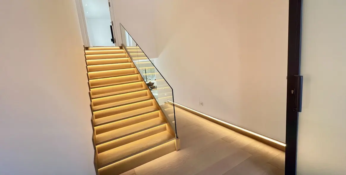 Продажа  отдельно стоящей виллы в Nueva Andalucía 10