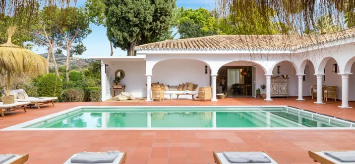 Venta de villa independiente en Hacienda Las Chapas 3