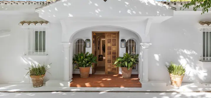 Venta de villa independiente en Hacienda Las Chapas 4