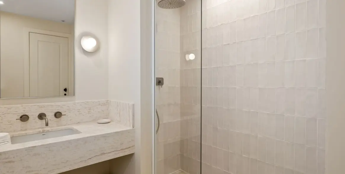 Venta de villa independiente en Hacienda Las Chapas 17