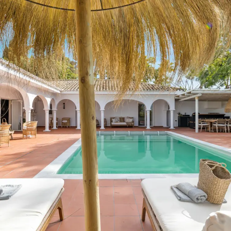 Venta de villa independiente en Marbella