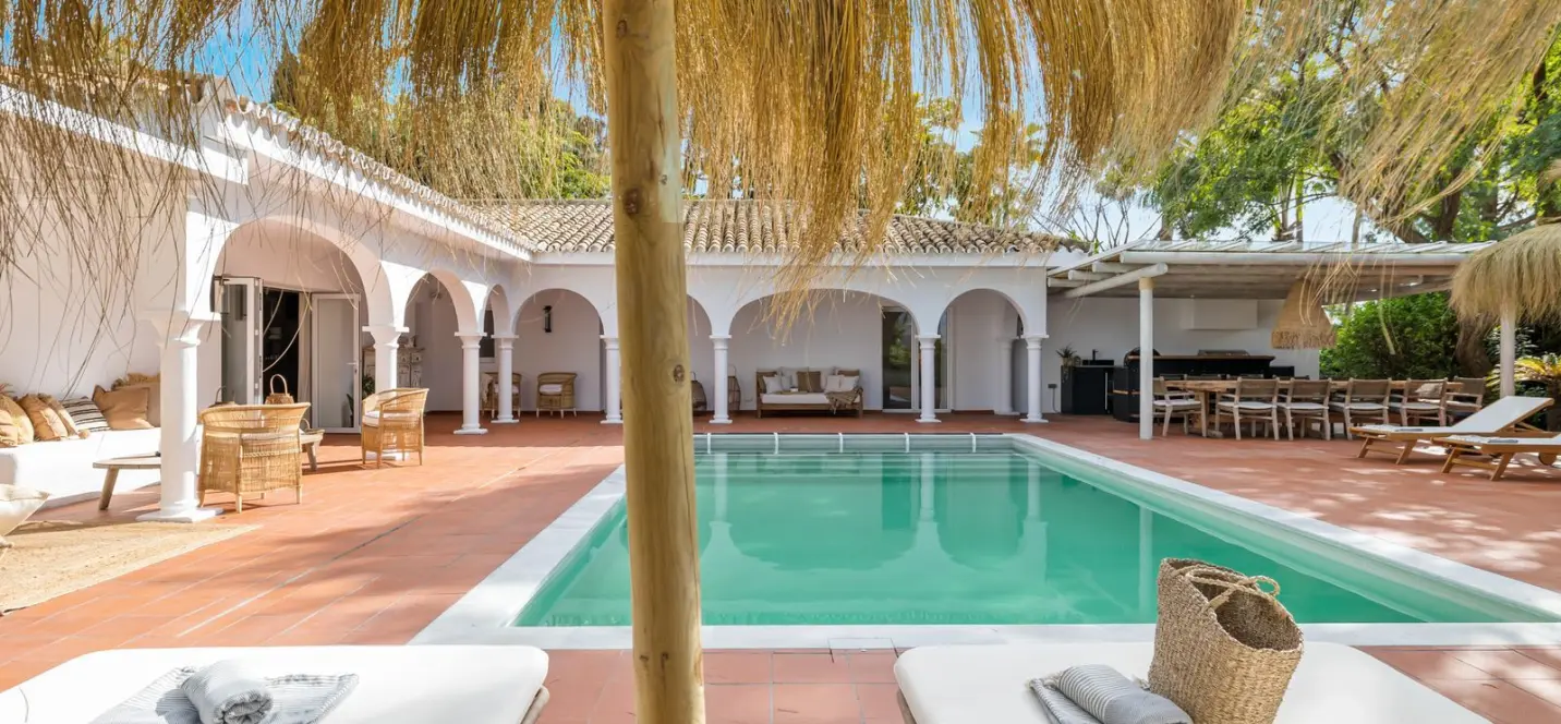 Venta de villa independiente en Marbella 0
