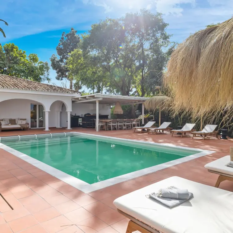 Venta de villa independiente en Marbella