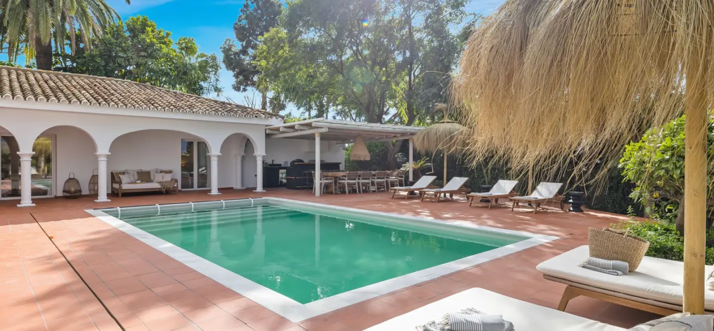 Venta de villa independiente en Marbella 2
