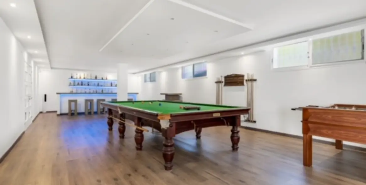 Venta de villa independiente en Nueva Andalucía 12