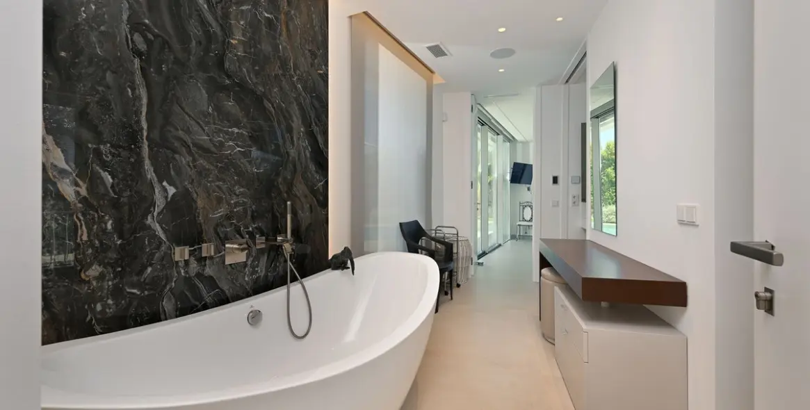 Venta de villa independiente en Marbesa 4