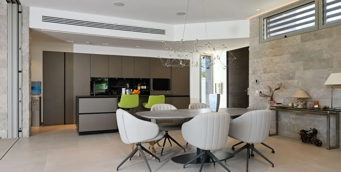 Venta de villa independiente en Marbesa 5