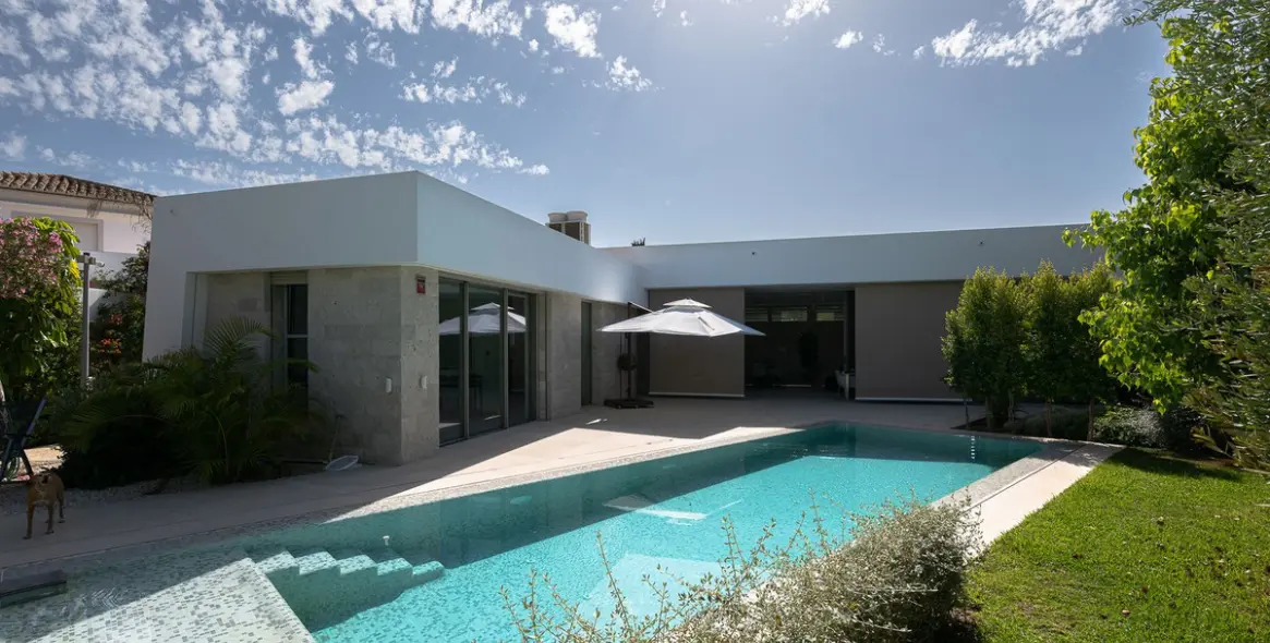 Venta de villa independiente en Marbesa 9