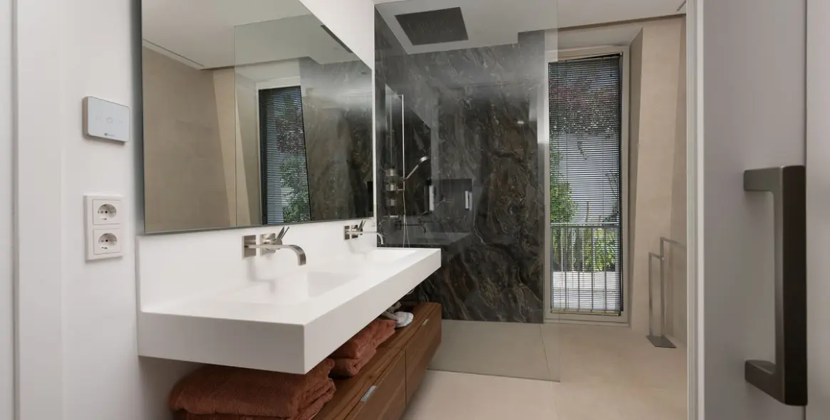 Продажа  отдельно стоящей виллы в Marbesa 30