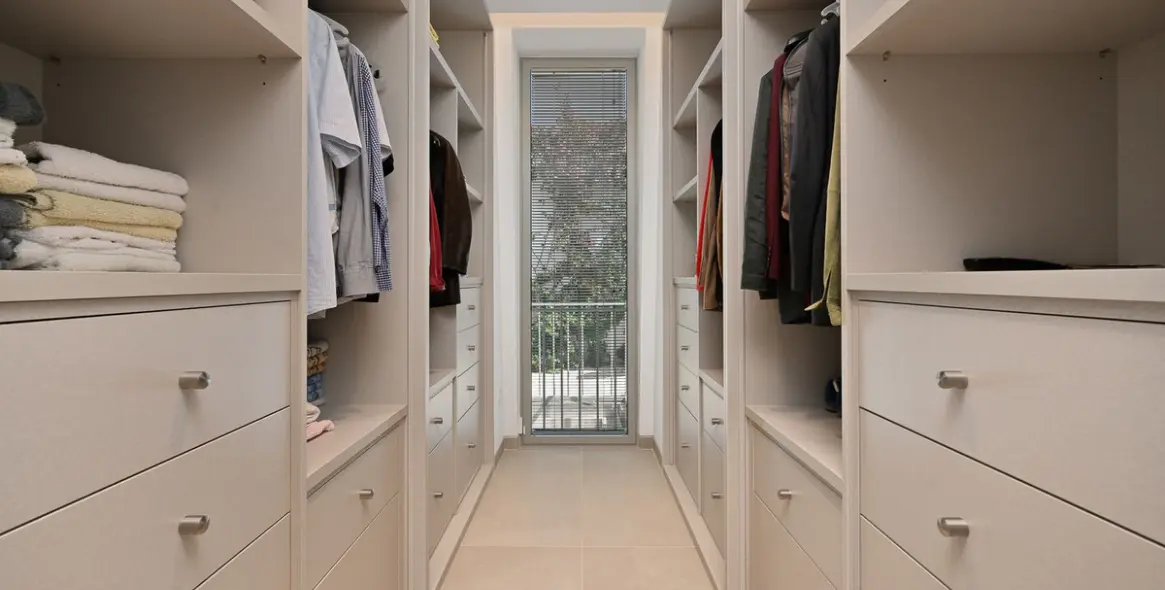 Продажа  отдельно стоящей виллы в Marbesa 31